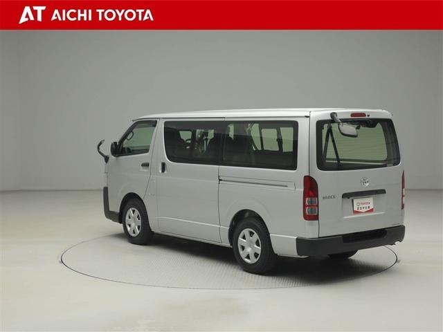 ハイエースバン ロングＤＸ　助手席エアバッグ　ブレーキサポート　リアカメラ　ＰＷ　運転席エアバッグ　ナビテレビ　横滑り防止　３列シート　イモビ付　パワーステアリング　エアコン　ミュージックプレイヤー接続可　ＡＢＳ　キーレス（4枚目）