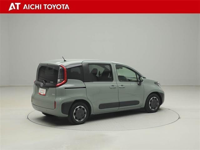 シエンタ ハイブリッドＺ　ＴＳＳ　エアバック　デモカー　キーレスエントリー　ナビＴＶ　イモビライザー　バックモニター　ＬＥＤヘッドライト　ＥＴＣ車載器　横滑り防止　スマートキー　オートエアコン　サイドエアバッグ　ＷＳＲＳ（6枚目）