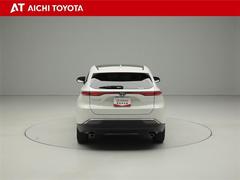 『ＴＯＹＯＴＡ認定中古車』は「まるごとクリーニング」で綺麗な内外装、「車両検査証」はプロによるチェック、買ってからも安心の「ロングラン保証」、３つの安心安全を標準装備したトヨタのブランドＵ-Ｃａｒです 5