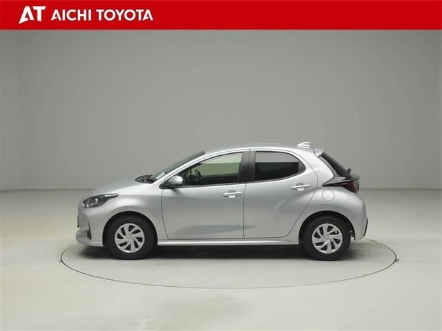 ヤリス Ｘ　ＰＣＳ　スマートキーシステム　元レンタカー　横滑り防止装置付き　ワイヤレスキー　バックガイドモニター　盗難防止　サイドエアバック　エアコン　Ｗエアバッグ　パワーウインドウ　ＥＴＣ付き　パワステ　ナビ（3枚目）