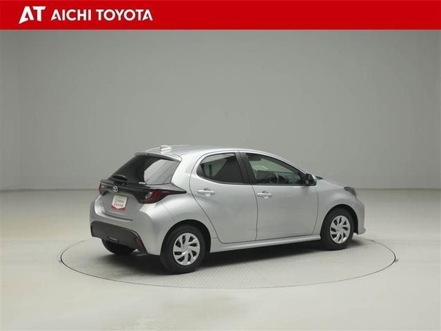 ヤリス Ｘ　ＰＣＳ　スマートキーシステム　元レンタカー　横滑り防止装置付き　ワイヤレスキー　バックガイドモニター　盗難防止　サイドエアバック　エアコン　Ｗエアバッグ　パワーウインドウ　ＥＴＣ付き　パワステ　ナビ（6枚目）