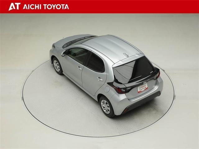 ヤリス Ｘ　ＰＣＳ　スマートキーシステム　元レンタカー　横滑り防止装置付き　ワイヤレスキー　バックガイドモニター　盗難防止　サイドエアバック　エアコン　Ｗエアバッグ　パワーウインドウ　ＥＴＣ付き　パワステ　ナビ（12枚目）