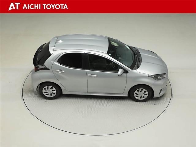 ヤリス Ｘ　ＰＣＳ　スマートキーシステム　元レンタカー　横滑り防止装置付き　ワイヤレスキー　バックガイドモニター　盗難防止　サイドエアバック　エアコン　Ｗエアバッグ　パワーウインドウ　ＥＴＣ付き　パワステ　ナビ（15枚目）