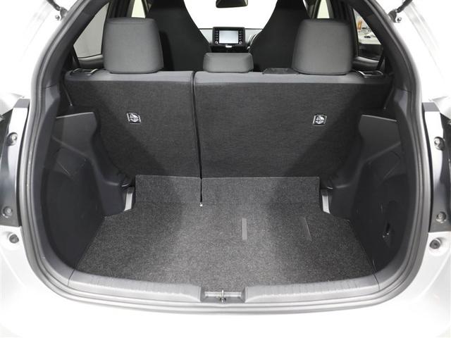 ヤリス Ｘ　ＰＣＳ　スマートキーシステム　元レンタカー　横滑り防止装置付き　ワイヤレスキー　バックガイドモニター　盗難防止　サイドエアバック　エアコン　Ｗエアバッグ　パワーウインドウ　ＥＴＣ付き　パワステ　ナビ（21枚目）