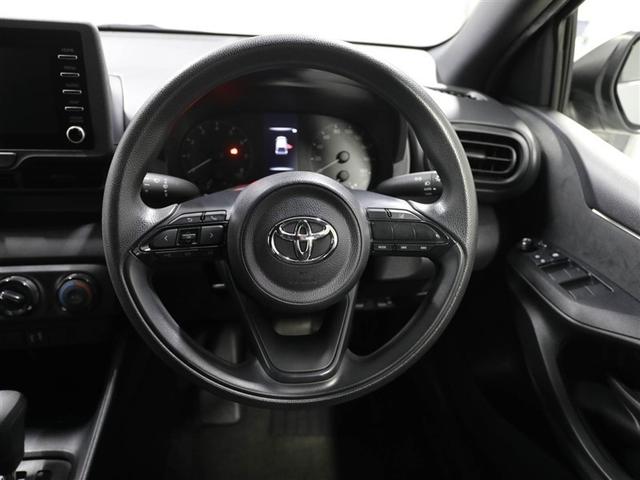 ヤリス Ｘ　ＰＣＳ　スマートキーシステム　元レンタカー　横滑り防止装置付き　ワイヤレスキー　バックガイドモニター　盗難防止　サイドエアバック　エアコン　Ｗエアバッグ　パワーウインドウ　ＥＴＣ付き　パワステ　ナビ（24枚目）