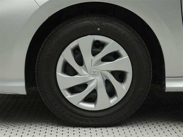 ヤリス Ｘ　ＰＣＳ　スマートキーシステム　元レンタカー　横滑り防止装置付き　ワイヤレスキー　バックガイドモニター　盗難防止　サイドエアバック　エアコン　Ｗエアバッグ　パワーウインドウ　ＥＴＣ付き　パワステ　ナビ（30枚目）