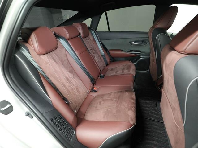 クラウンハイブリッド RSアドバンス 地デジ 衝突被害軽減装置 ドライブレコーダ ワンオーナ LEDヘットライト 後カメラ クルコン AC Pシート エアバッグ ナビTV セキュリティーアラーム キーフリー スマートキ パワーウィンドウ(20枚目)