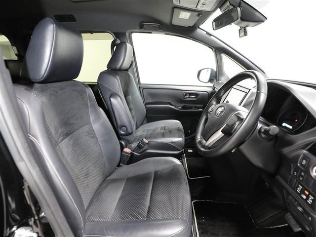 ヴォクシー ZS 煌III プリクラッシュ スマートキ アイスト DVD再生機能 横滑り防止装置 ナビTV アルミ 三列シート WAC 盗難防止 オートエアコン キーレス ETC装備 パワステ メモリナビ クルコン ABS(19枚目)