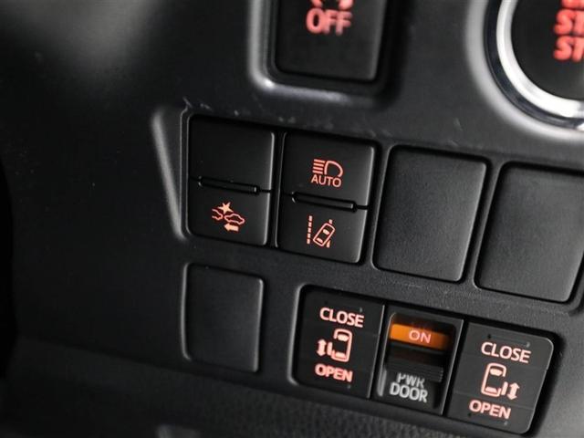 ヴォクシー ZS 煌III プリクラッシュ スマートキ アイスト DVD再生機能 横滑り防止装置 ナビTV アルミ 三列シート WAC 盗難防止 オートエアコン キーレス ETC装備 パワステ メモリナビ クルコン ABS(27枚目)