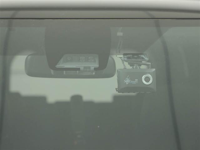 ヴォクシー ZS 煌III プリクラッシュ スマートキ アイスト DVD再生機能 横滑り防止装置 ナビTV アルミ 三列シート WAC 盗難防止 オートエアコン キーレス ETC装備 パワステ メモリナビ クルコン ABS(28枚目)