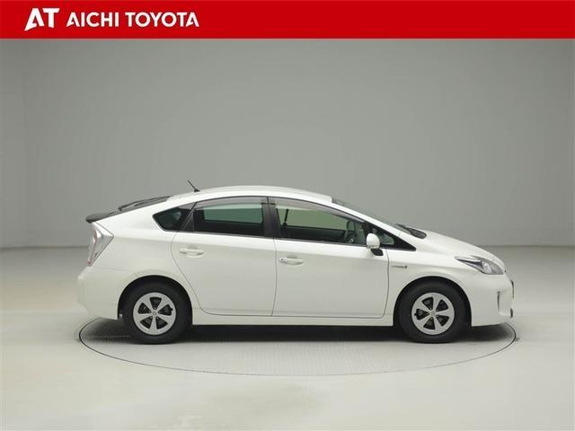 プリウス Ｓ　Ｂモニタ－　ＡＵＸ接続可　インテリキー　デュアルエアバック　エアＢ　イモビライザー　ワンオーナー車　ナビＴＶ　ＡＵＴＯエアコン　横スベリ防止　アルミホイール　ＥＴＣ装備　ＡＢＳ　サイドエアバッグ（7枚目）
