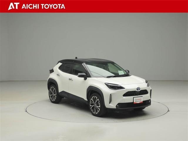 ヤリスクロス ハイブリッドＺ　ドライブレコーダ　インテリジェントキー　アルミホイル　ＬＥＤライト　１オ－ナ－　リアカメラ　クルーズコントロール　横滑り防止システム　ナビＴＶ　メモリーナビゲーション　電動シ－ト　パワステ　キーフリー（8枚目）