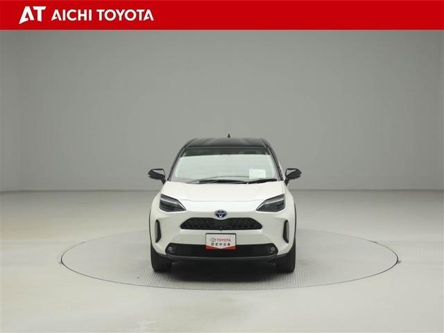 ヤリスクロス ハイブリッドＺ　ドライブレコーダ　インテリジェントキー　アルミホイル　ＬＥＤライト　１オ－ナ－　リアカメラ　クルーズコントロール　横滑り防止システム　ナビＴＶ　メモリーナビゲーション　電動シ－ト　パワステ　キーフリー（9枚目）