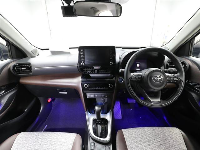 ヤリスクロス ハイブリッドＺ　ドライブレコーダ　インテリジェントキー　アルミホイル　ＬＥＤライト　１オ－ナ－　リアカメラ　クルーズコントロール　横滑り防止システム　ナビＴＶ　メモリーナビゲーション　電動シ－ト　パワステ　キーフリー（18枚目）