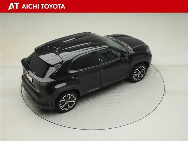 ヤリスクロス ハイブリッドＺ　ドライブレコーダ　インテリジェントキー　アルミホイル　ＬＥＤライト　１オ－ナ－　リアカメラ　クルーズコントロール　横滑り防止システム　ナビＴＶ　メモリーナビゲーション　電動シ－ト　パワステ　キーフリー（14枚目）