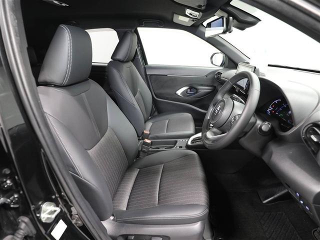 ヤリスクロス ハイブリッドＺ　ドライブレコーダ　インテリジェントキー　アルミホイル　ＬＥＤライト　１オ－ナ－　リアカメラ　クルーズコントロール　横滑り防止システム　ナビＴＶ　メモリーナビゲーション　電動シ－ト　パワステ　キーフリー（19枚目）