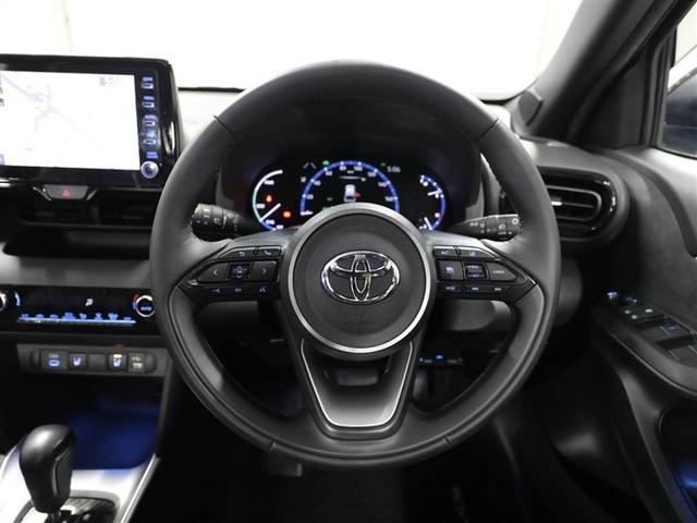 ヤリスクロス ハイブリッドＺ　ドライブレコーダ　インテリジェントキー　アルミホイル　ＬＥＤライト　１オ－ナ－　リアカメラ　クルーズコントロール　横滑り防止システム　ナビＴＶ　メモリーナビゲーション　電動シ－ト　パワステ　キーフリー（24枚目）