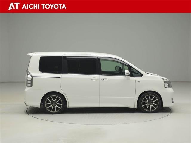 ヴォクシー ＺＳ　Ｇ’ｓバージョンＥＤＧＥ　アルミホイール　両側電動スライドドア　ウォークスルー　セキュリティアラーム　バックモニター　３列シート　フルセグ　ＤＶＤ　エアバッグ　キーレス　パワーウィンドウ　パワーステアリング　ＡＢＳ　ＨＤＤナビ（7枚目）