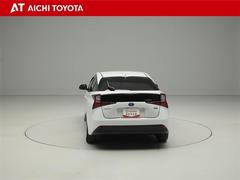 ハイブリッド車を買うならトヨタの『ＴＯＹＯＴＡ認定中古車』！保証は、初度登録年月より起算して１０年間、累計走行距離２０万キロ迄。更に、ロングラン保証が１年付で安心安全です♪ 5