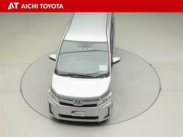 ヴォクシー Ｖ　リアクーラー　Ｂカメラ　盗難防止装置　ミュージックプレイヤー接続可　パワースライドドア　ＤＶＤ再生　ナビ＆ＴＶ　３列シート　クルーズコントロール　アルミホイール　キーレス　４ＷＤ車　メモリーナビ（17枚目）