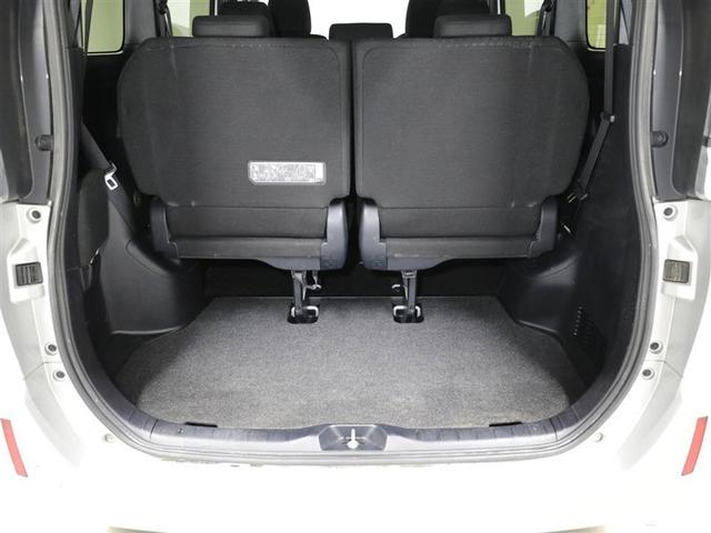 ヴォクシー Ｖ　リアクーラー　Ｂカメラ　盗難防止装置　ミュージックプレイヤー接続可　パワースライドドア　ＤＶＤ再生　ナビ＆ＴＶ　３列シート　クルーズコントロール　アルミホイール　キーレス　４ＷＤ車　メモリーナビ（21枚目）