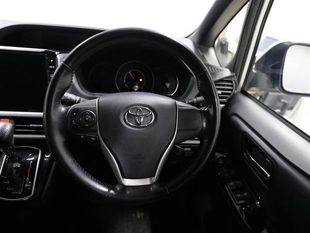 ヴォクシー Ｖ　リアクーラー　Ｂカメラ　盗難防止装置　ミュージックプレイヤー接続可　パワースライドドア　ＤＶＤ再生　ナビ＆ＴＶ　３列シート　クルーズコントロール　アルミホイール　キーレス　４ＷＤ車　メモリーナビ（24枚目）