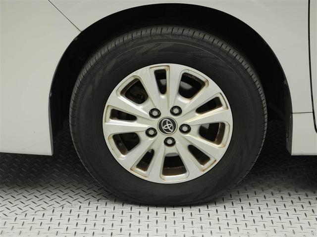 ヴォクシー Ｖ　リアクーラー　Ｂカメラ　盗難防止装置　ミュージックプレイヤー接続可　パワースライドドア　ＤＶＤ再生　ナビ＆ＴＶ　３列シート　クルーズコントロール　アルミホイール　キーレス　４ＷＤ車　メモリーナビ（30枚目）