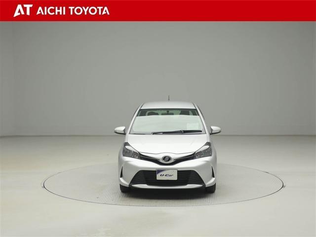 ヴィッツ Ｆ　Ｍパッケージ　ワイヤレスキー　助手席エアバッグ　エアバック付き　アルミホイール　パワーウィンドウ　ＡＢＳ付き　パワーステアリング　エアコン　横滑り防止機能　ＥＴＣ　ＡＵＸ　１オーナ（9枚目）