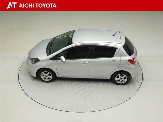 ヴィッツ Ｆ　Ｍパッケージ　ワイヤレスキー　助手席エアバッグ　エアバック付き　アルミホイール　パワーウィンドウ　ＡＢＳ付き　パワーステアリング　エアコン　横滑り防止機能　ＥＴＣ　ＡＵＸ　１オーナ（11枚目）