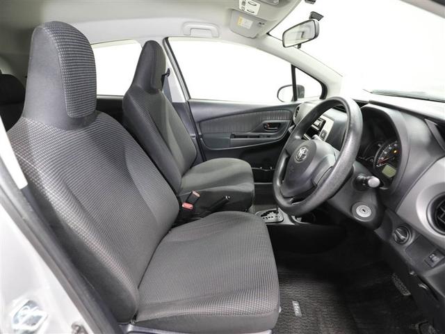 ヴィッツ Ｆ　Ｍパッケージ　ワイヤレスキー　助手席エアバッグ　エアバック付き　アルミホイール　パワーウィンドウ　ＡＢＳ付き　パワーステアリング　エアコン　横滑り防止機能　ＥＴＣ　ＡＵＸ　１オーナ（19枚目）