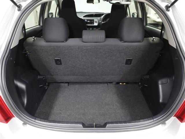 ヴィッツ Ｆ　Ｍパッケージ　ワイヤレスキー　助手席エアバッグ　エアバック付き　アルミホイール　パワーウィンドウ　ＡＢＳ付き　パワーステアリング　エアコン　横滑り防止機能　ＥＴＣ　ＡＵＸ　１オーナ（21枚目）