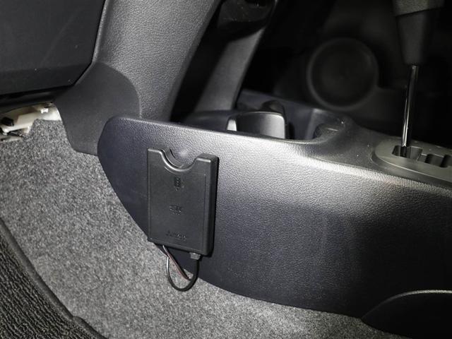 ヴィッツ Ｆ　Ｍパッケージ　ワイヤレスキー　助手席エアバッグ　エアバック付き　アルミホイール　パワーウィンドウ　ＡＢＳ付き　パワーステアリング　エアコン　横滑り防止機能　ＥＴＣ　ＡＵＸ　１オーナ（25枚目）