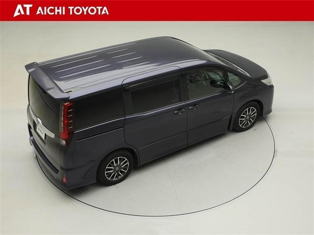 ノア Ｓｉ　１オーナー　地デジ　ＤＶＤ視聴可　ダブルエアコン　ＬＥＤヘットライト　ＥＴＣ付き　横滑り防止機能　ナビＴＶ　三列シート　ＡＷ　ＡＡＣ　パワーウインドウ　メモリーナビ　ＡＢＳ　ウォークスルー　キーフリー（14枚目）