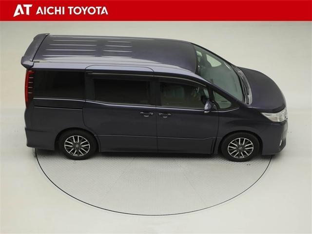 ノア Ｓｉ　１オーナー　地デジ　ＤＶＤ視聴可　ダブルエアコン　ＬＥＤヘットライト　ＥＴＣ付き　横滑り防止機能　ナビＴＶ　三列シート　ＡＷ　ＡＡＣ　パワーウインドウ　メモリーナビ　ＡＢＳ　ウォークスルー　キーフリー（15枚目）