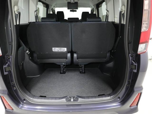 ノア Ｓｉ　１オーナー　地デジ　ＤＶＤ視聴可　ダブルエアコン　ＬＥＤヘットライト　ＥＴＣ付き　横滑り防止機能　ナビＴＶ　三列シート　ＡＷ　ＡＡＣ　パワーウインドウ　メモリーナビ　ＡＢＳ　ウォークスルー　キーフリー（21枚目）