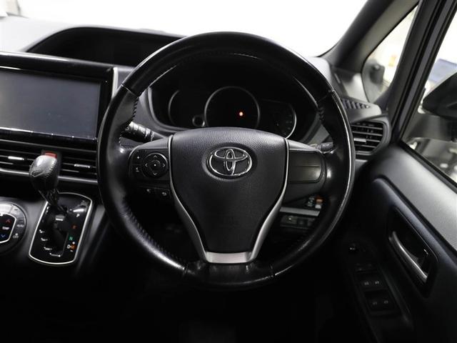 ノア Ｓｉ　１オーナー　地デジ　ＤＶＤ視聴可　ダブルエアコン　ＬＥＤヘットライト　ＥＴＣ付き　横滑り防止機能　ナビＴＶ　三列シート　ＡＷ　ＡＡＣ　パワーウインドウ　メモリーナビ　ＡＢＳ　ウォークスルー　キーフリー（25枚目）