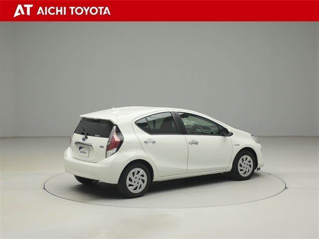 アクア Ｓスタイルブラック　ＡＵＸ端子　バックモニタ－　地デジフルセグ　ナビＴＶ　イモビライザー　ＬＥＤライト　スマートキープッシュスタート　１オーナー　ＥＴＣ付き　Ｗエアバッグ　キーフリ　メモリーナビゲーション　ドラレコ付き（6枚目）