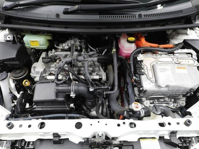 アクア Ｓスタイルブラック　ＡＵＸ端子　バックモニタ－　地デジフルセグ　ナビＴＶ　イモビライザー　ＬＥＤライト　スマートキープッシュスタート　１オーナー　ＥＴＣ付き　Ｗエアバッグ　キーフリ　メモリーナビゲーション　ドラレコ付き（25枚目）