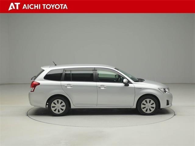 カローラフィールダー ハイブリッドＧ　ワンオーナー車　ワンセグテレビ　助手席エアバック　エアバック　メディアプレイヤー接続　カーテンエアバッグ　ワイヤレスキー　パワーウィンド　横滑防止装置　ＡＡＣ　ＡＢＳ　メモリナビ　パワーステアリング（7枚目）