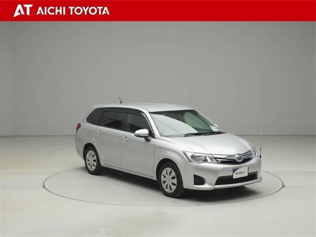 カローラフィールダー ハイブリッドＧ　ワンオーナー車　ワンセグテレビ　助手席エアバック　エアバック　メディアプレイヤー接続　カーテンエアバッグ　ワイヤレスキー　パワーウィンド　横滑防止装置　ＡＡＣ　ＡＢＳ　メモリナビ　パワーステアリング（8枚目）