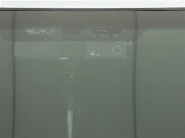 カローラフィールダー ハイブリッドＧ　ワンオーナー車　ワンセグテレビ　助手席エアバック　エアバック　メディアプレイヤー接続　カーテンエアバッグ　ワイヤレスキー　パワーウィンド　横滑防止装置　ＡＡＣ　ＡＢＳ　メモリナビ　パワーステアリング（27枚目）