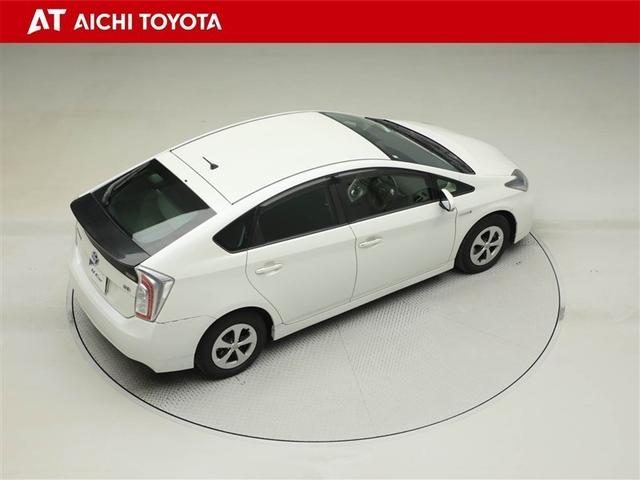 プリウス Ｓ　Ｂモニタ－　フルセグ地デジ　ＡＵＸ接続可　インテリキー　デュアルエアバック　エアＢ　イモビライザー　ＤＶＤ再生可能　ワンオーナー車　ナビＴＶ　ＡＵＴＯエアコン　横スベリ防止　アルミホイール　ＥＴＣ装備（14枚目）