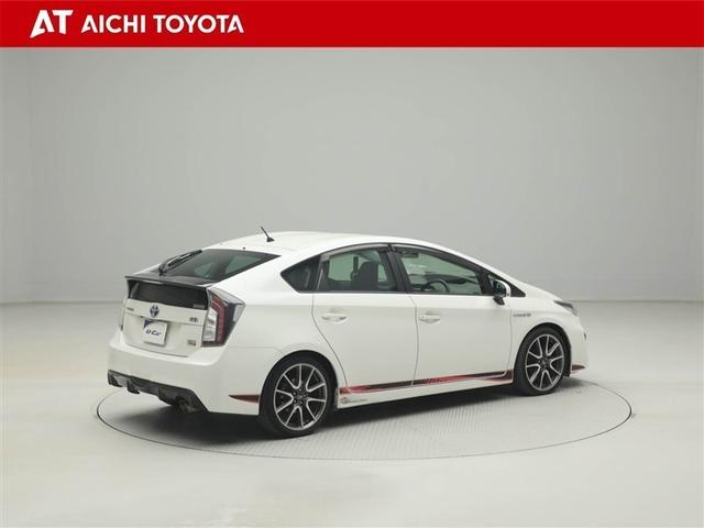 プリウス Ｓツーリングセレクション・Ｇ’ｓ　ＷＳＲＳ　地デジフルセグ　ＡＣ　ＰＷ　盗難防止　横滑り防止機能　キーレスキー　ワンオーナー車　メモリナビ　カーテンエアバック　ＡＢＳ　運転席エアバック　ナビＴＶ　スマートキー＆プッシュスタート（6枚目）