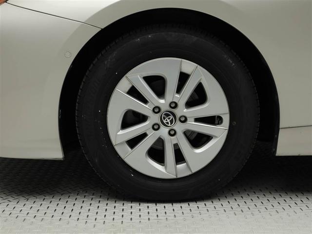 プリウス Ｓセーフティプラス　衝突回避システム　Ｂモニター　ＬＥＤライト　クルコン　ＥＴＣ装備　スマートＫＥＹ　ナビＴＶ　イモビライザー　横滑り防止機能　ＰＷ　カーテンエアバッグ　キーレスエントリー　オ－トエアコン　アルミ　ＡＢＳ（30枚目）