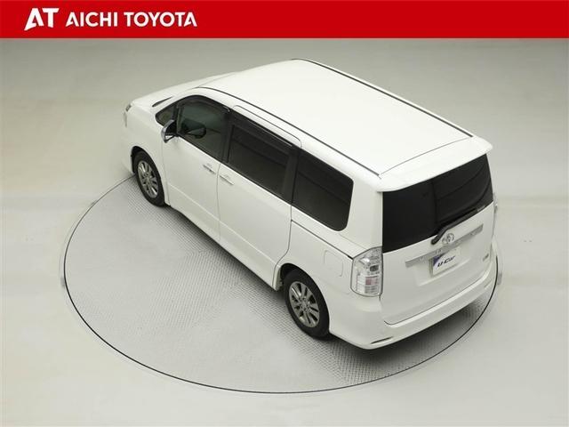 ヴォクシー ＺＳ　煌　両側パワースライドＤ　エアバック　セキュリティ　助手席エアバック　インテリキー　ダブルエアコン　エアコン　パワーステアリング　ナビＴＶ　パワーウィンドウ　ＡＵＸ接続　ＨＤＤナビ　ＡＢＳ　フルセグ地デジ（12枚目）