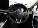 各操作スイッチなどもハンドルから手を放すことなく操作可能で安全運転に支援いたします!