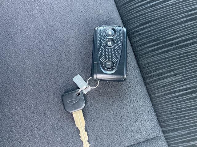 タント Ｇスペシャル　電動スライドドア　スマートキー　アイドリングストップ　電動格納ミラー　ＣＶＴ　盗難防止システム　ＡＢＳ　ＣＤ　ＵＳＢ　アルミホイール　衝突安全ボディ　エアコン　パワーステアリング　パワーウィンドウ（8枚目）