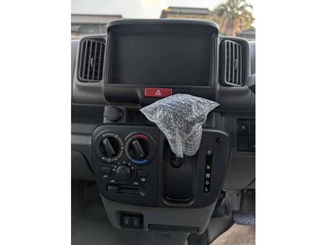 エブリイ ジョイン　両側スライドドア　クリアランスソナー　レーンアシスト　衝突被害軽減システム　ＬＥＤヘッドランプ　スマートキー　アイドリングストップ　電動格納ミラー　シートヒーター　ＣＶＴ　盗難防止システム　ＡＢＳ（2枚目）