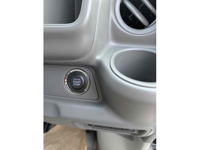 エブリイ ジョイン　両側スライドドア　クリアランスソナー　レーンアシスト　衝突被害軽減システム　ＬＥＤヘッドランプ　スマートキー　アイドリングストップ　電動格納ミラー　シートヒーター　ＣＶＴ　盗難防止システム　ＡＢＳ（3枚目）