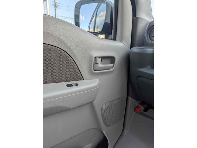 エブリイ ジョイン　両側スライドドア　クリアランスソナー　レーンアシスト　衝突被害軽減システム　ＬＥＤヘッドランプ　スマートキー　アイドリングストップ　電動格納ミラー　シートヒーター　ＣＶＴ　盗難防止システム　ＡＢＳ（21枚目）